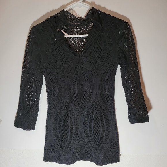 Womens XS Free People black open weave lace 3/4 sleeve top - Picture 3 of 8